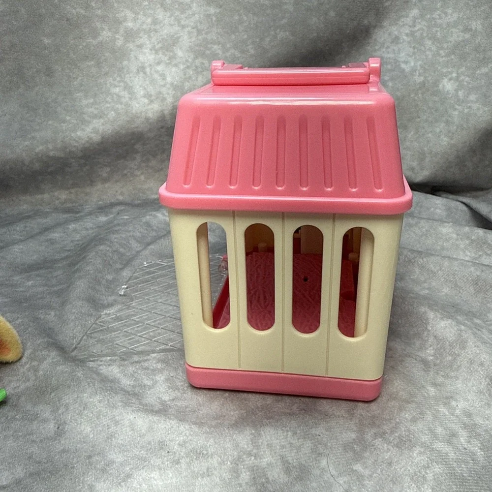 Little Live Pets Mama Surprise Minis Flocked Bunny Rabbit Babies Hutch Moose Toy